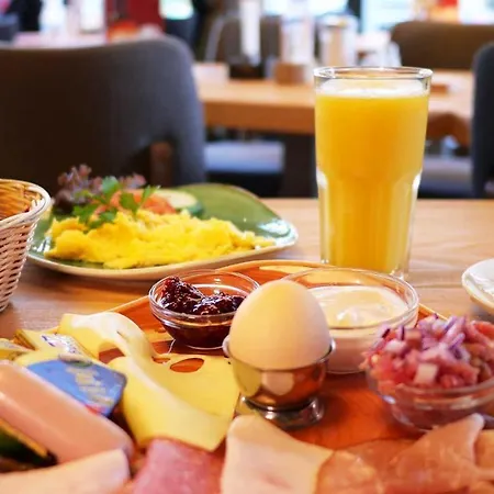 Bad Hopfenberg Inn 3*